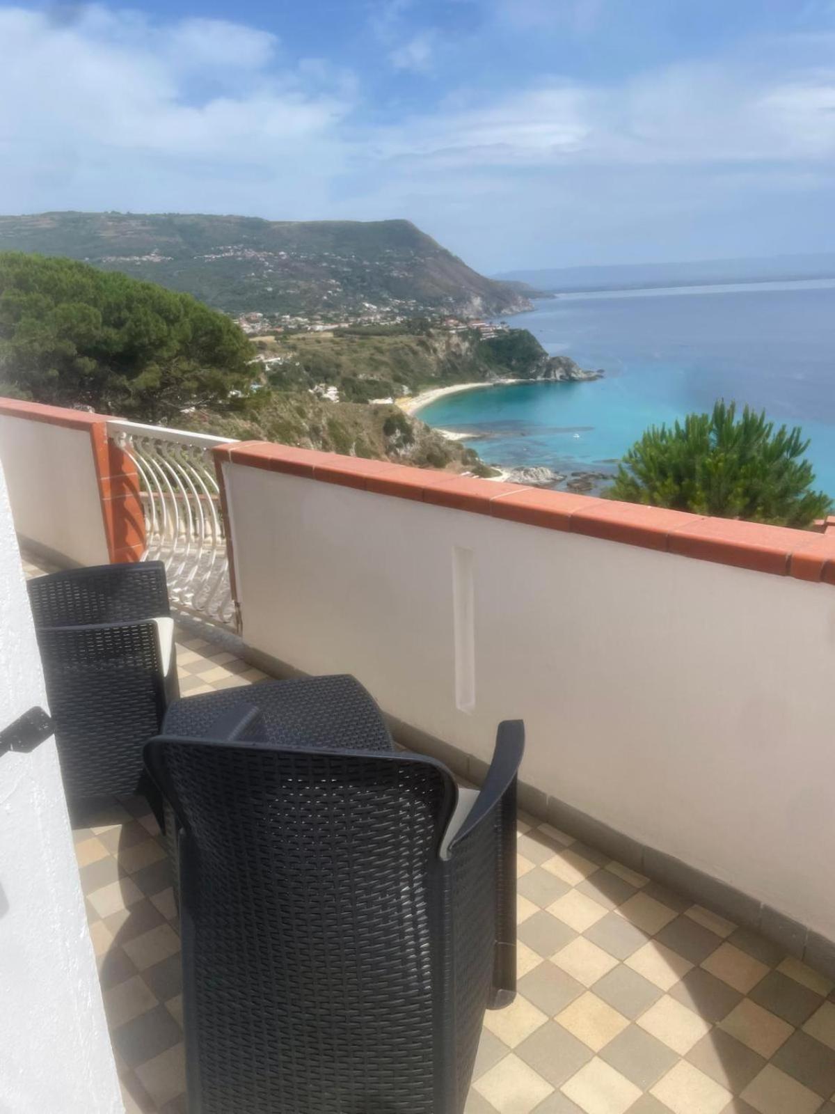 Villamargherita Capo Vaticano Extérieur photo