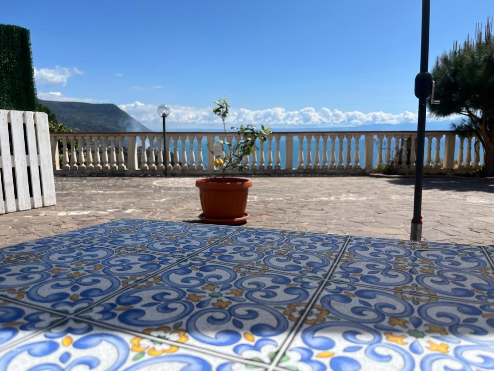 Villamargherita Capo Vaticano Extérieur photo